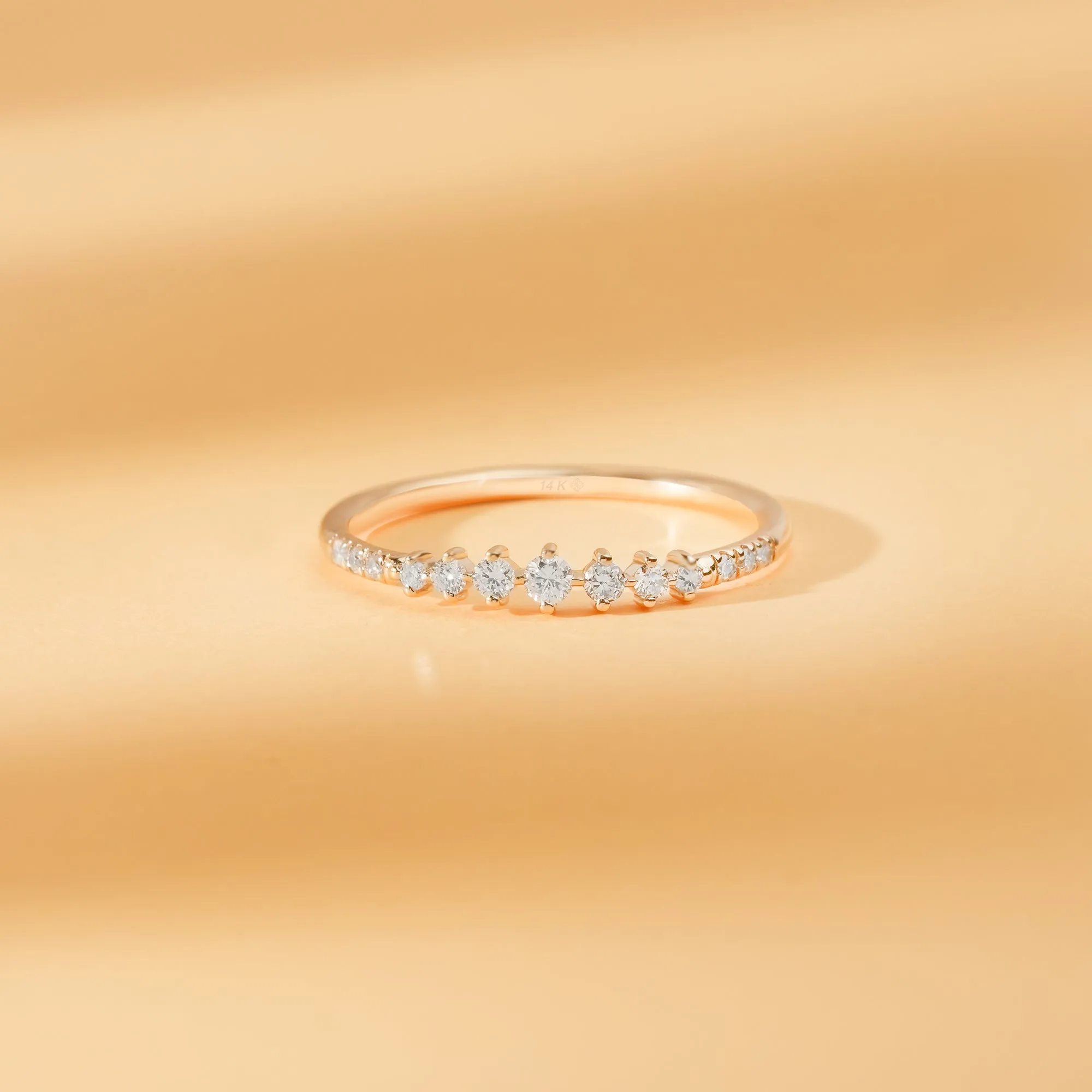 Graduated Diamond Ring, Maia