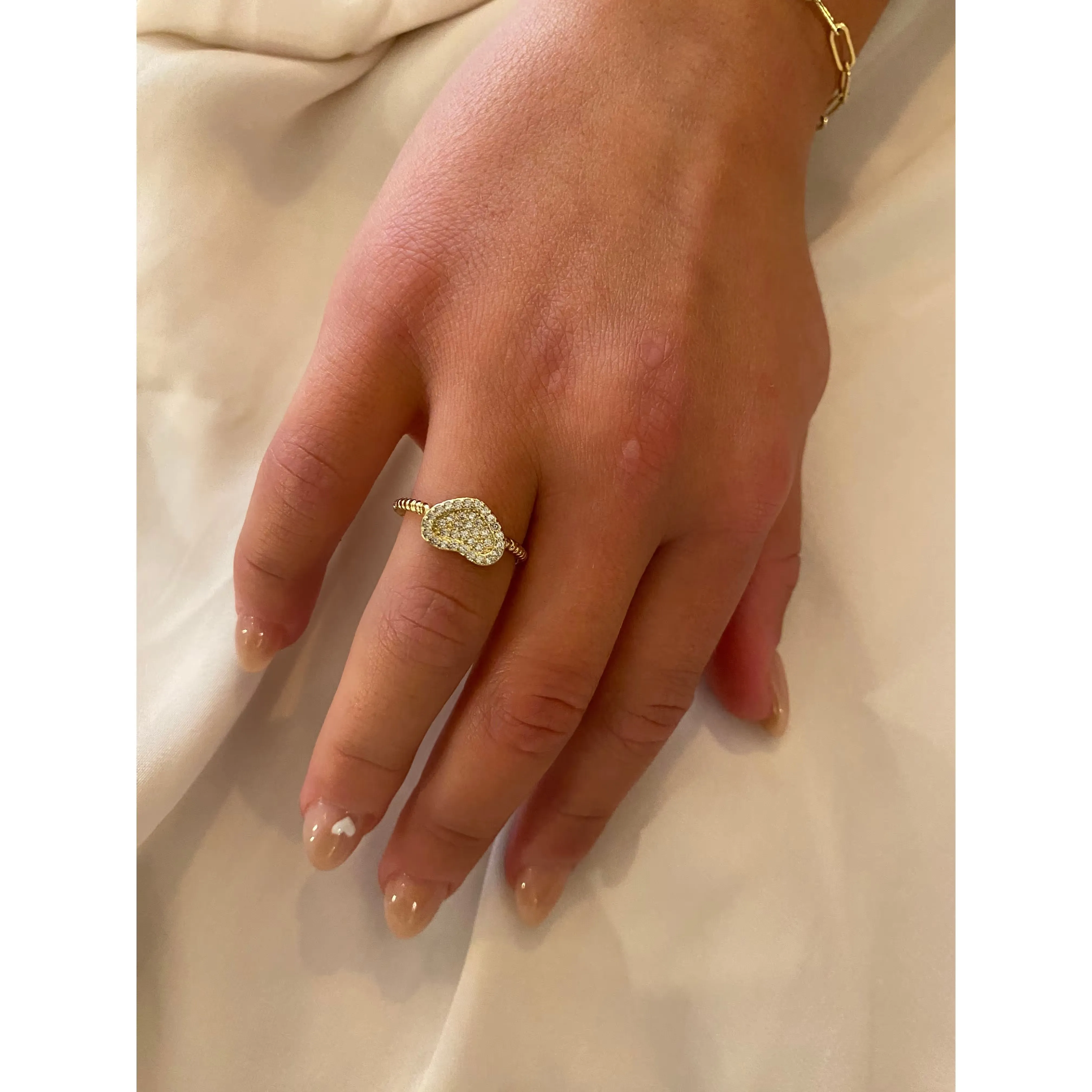 Kathryn Pave Heart Ring