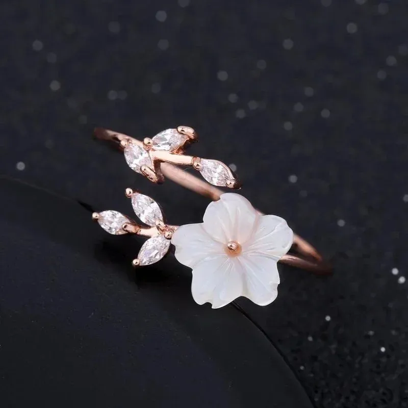 King Design Floral Ring