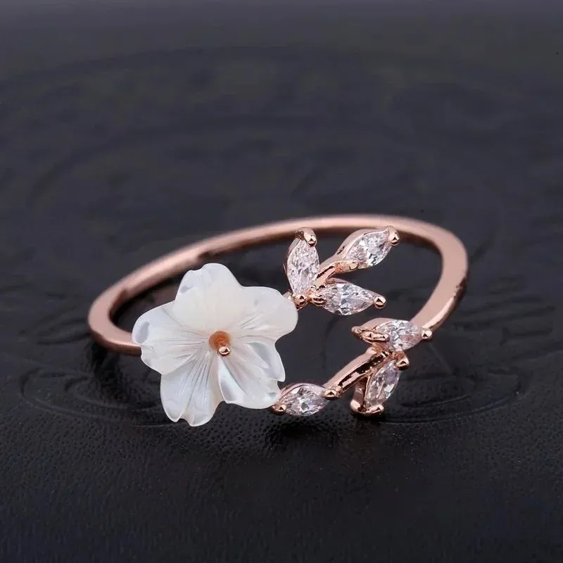 King Design Floral Ring