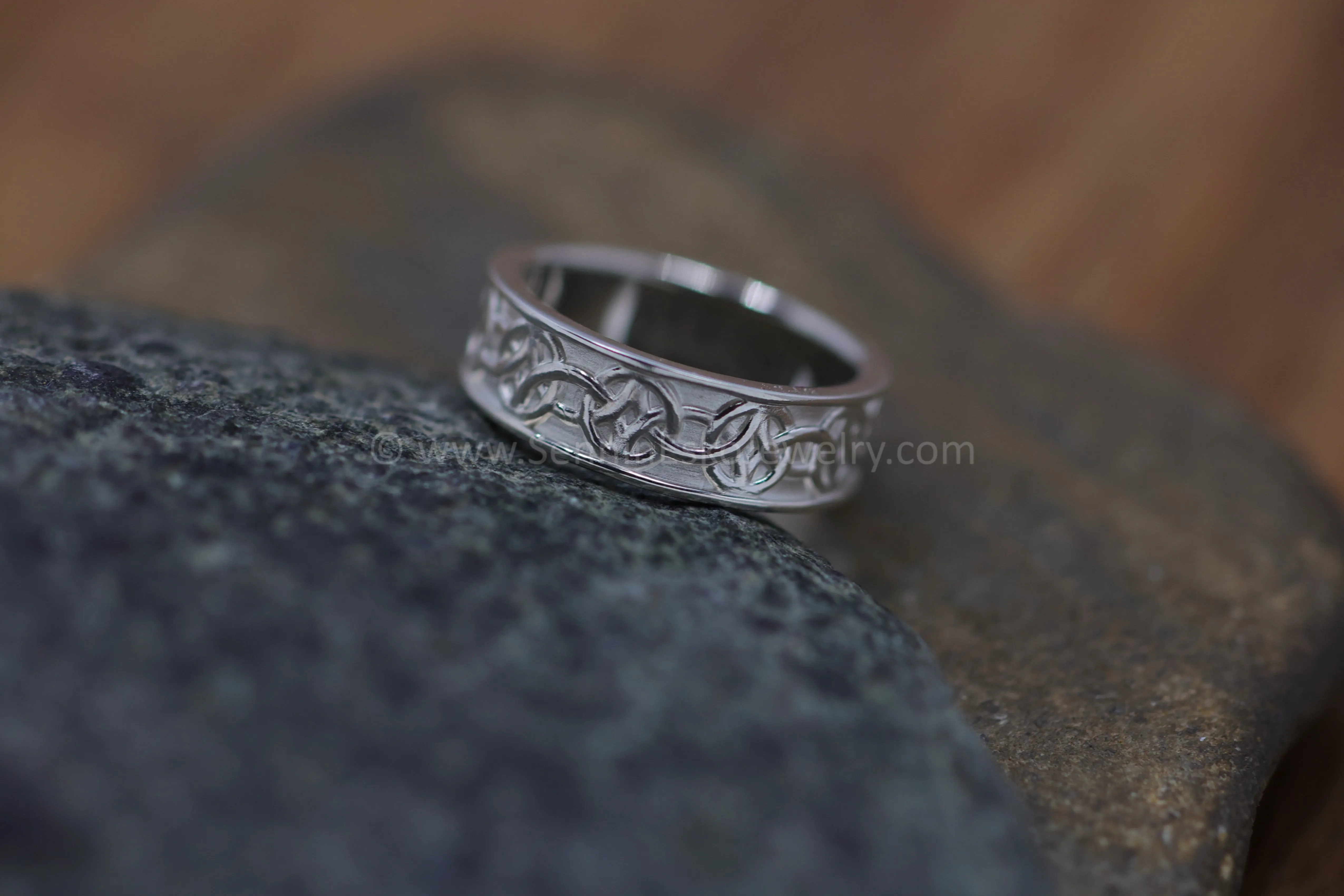 READY TO SHIP Wide Celtic Knot Ring, Size 10