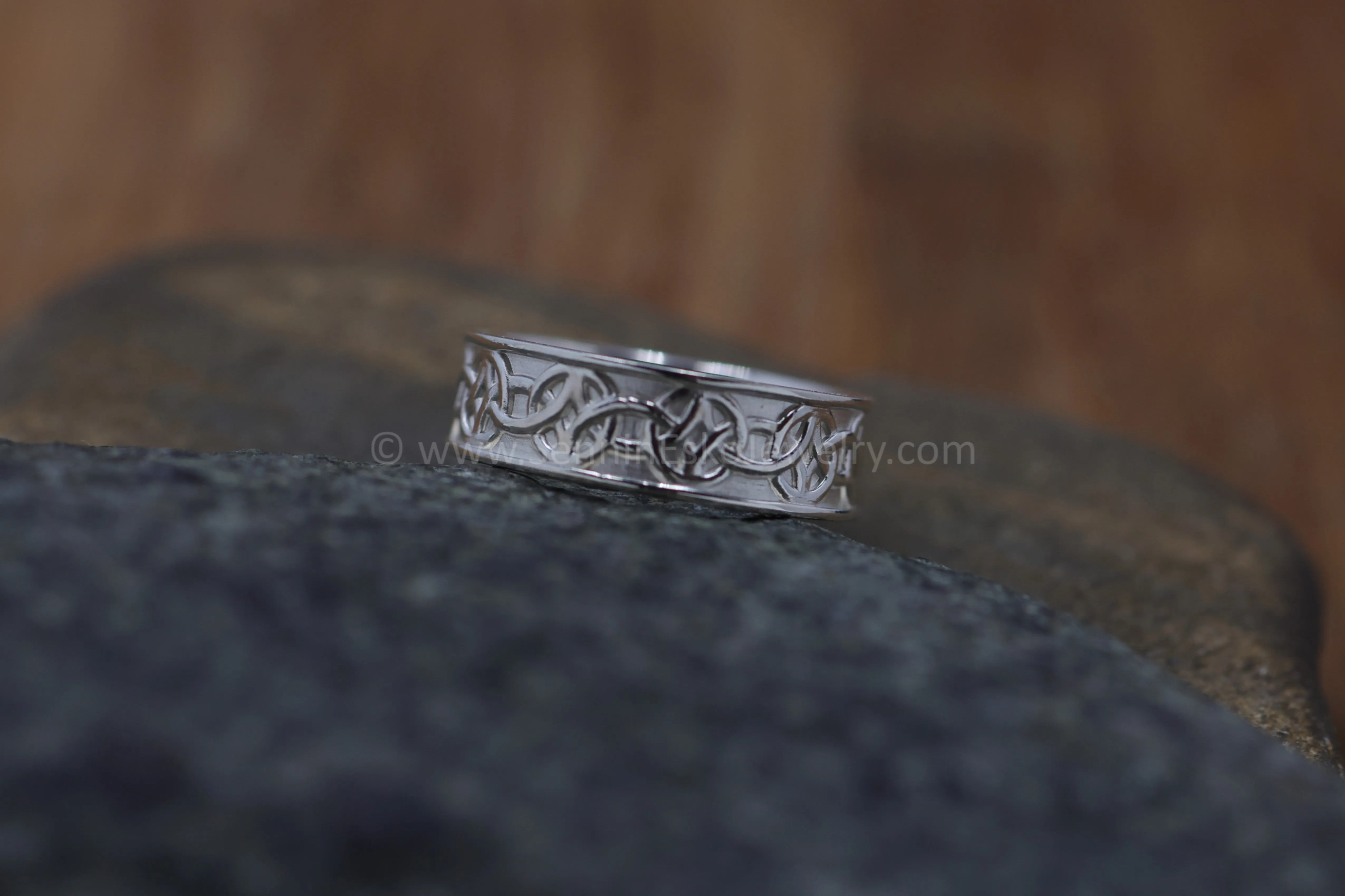 READY TO SHIP Wide Celtic Knot Ring, Size 10