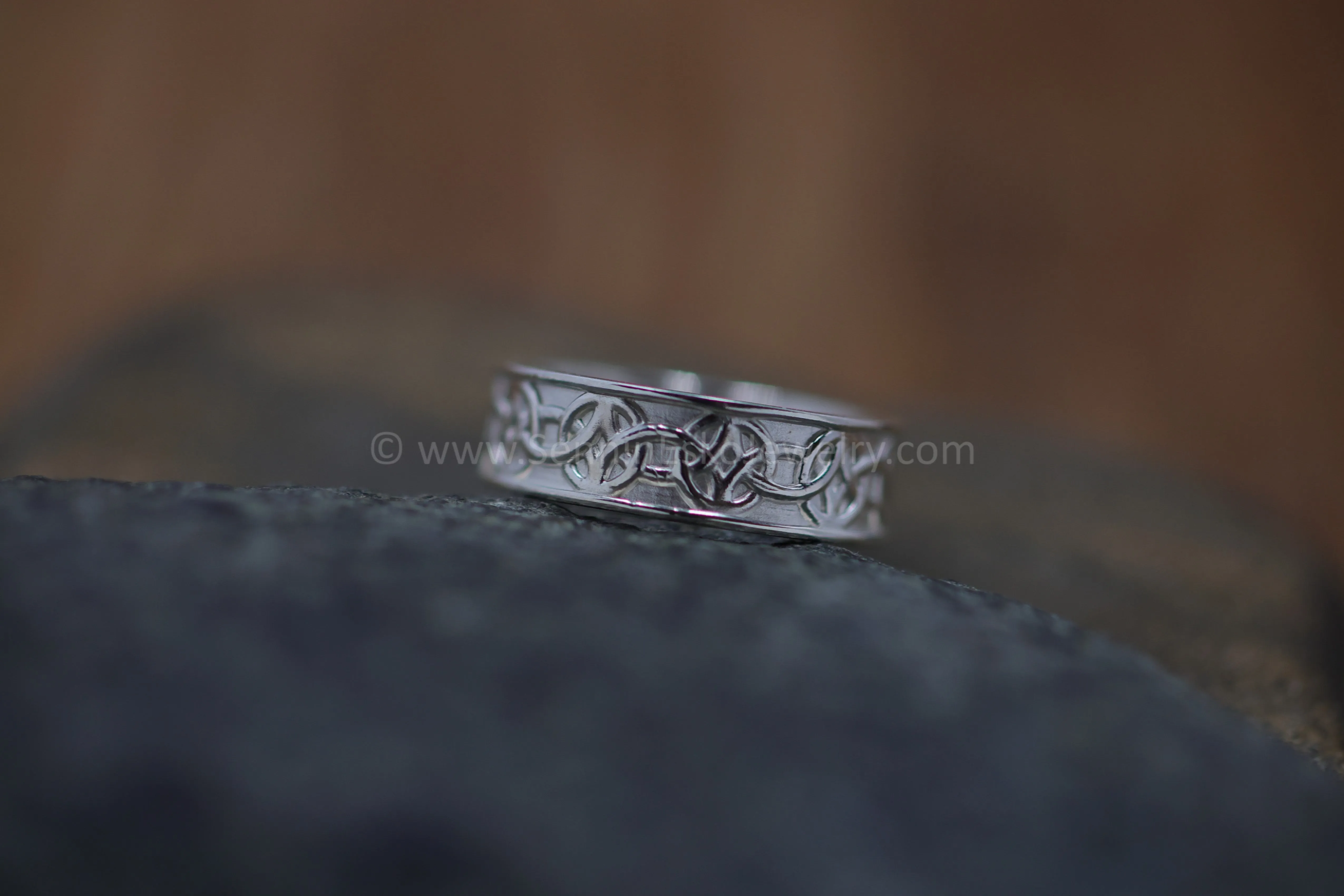 READY TO SHIP Wide Celtic Knot Ring, Size 10