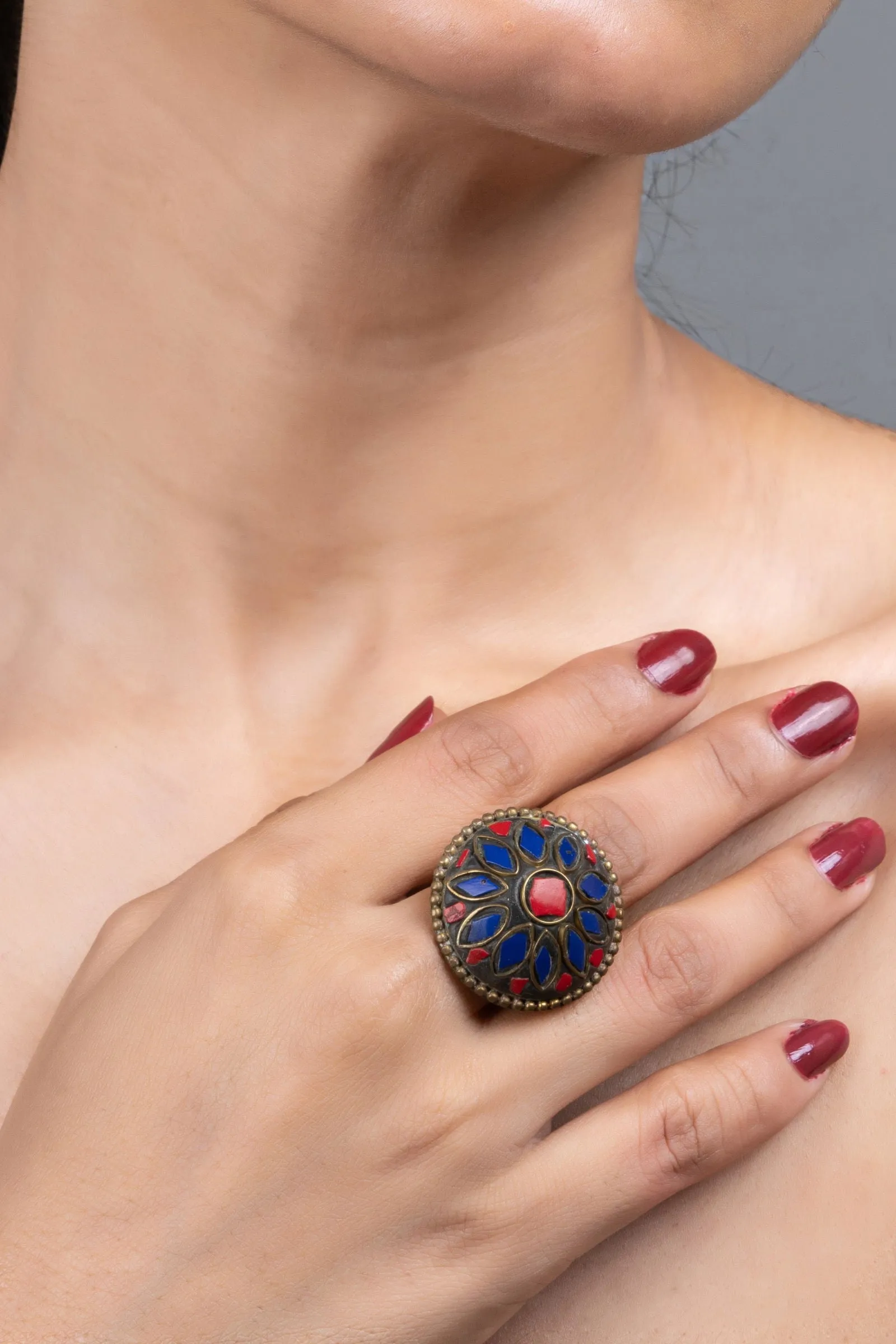 Red Blue Tibetan Finger Ring - Unique Vibrant Design for All Occasions, Non-Allergic Plating