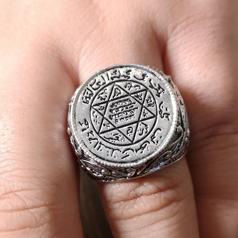 Vintage Charm: Arabic Hand Jewelry 92 Thai Silver Plated Two-Tone Ring